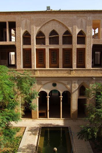 Kashan_dnes su kedysi bohate domy prerobene na muzea