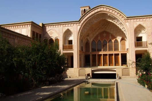 Kashan_dom Ameriha dnes ziva prazdnotou